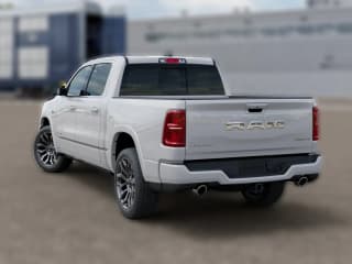 Ram 1500 Limited 4x4 Crew Cab 5'7" Box Ram 1500 Limited 4x4 Crew Cab 5'7" Box