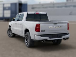 Ram 1500 Longhorn 4x4 Crew Cab 5'7" Box Ram 1500 Longhorn 4x4 Crew Cab 5'7" Box