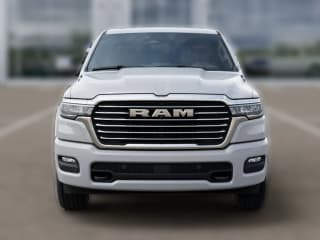 Ram 1500 Laramie 4x4 Crew Cab 5'7" Box Ram 1500 Laramie 4x4 Crew Cab 5'7" Box