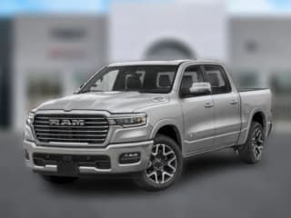Ram 1500 Laramie 4x4 Crew Cab 5'7" Box Ram 1500 Laramie 4x4 Crew Cab 5'7" Box