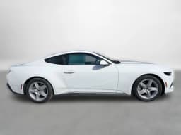 Ford Mustang EcoBoost Fastback 2026 — side view