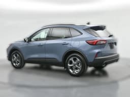 Ford Escape ST-Line FWD 2025 — side view