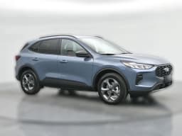 Ford Escape ST-Line FWD 2025 — side view