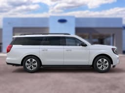 Ford Expedition Max Active 4x4 2027 — side view