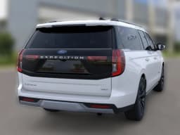Ford Expedition Max Platinum 4x4 2026 — side view