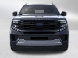 Ford Expedition Max Platinum 4x4 2026 — side view