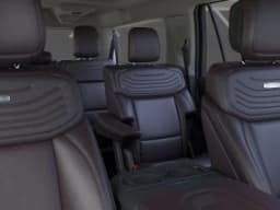 Ford Expedition Max Platinum 4x4 2026 — side view