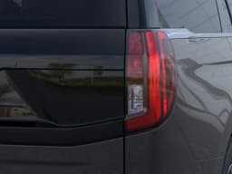Ford Expedition Active 4x2 2026 — side view