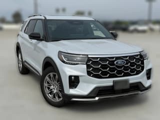 Ford Explorer Platinum RWD Ford Explorer Platinum RWD