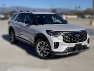 Ford Explorer Platinum RWD Ford Explorer Platinum RWD