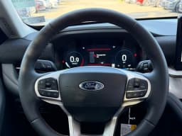 Ford Explorer Active w/200A Pkg 4WD 2026 — side view