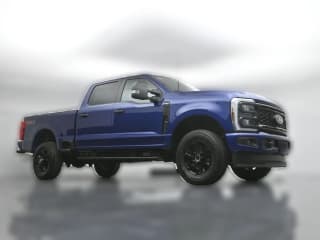 Ford Super Duty F-250 SRW XL 4WD Crew Cab 6.75' Box Ford Super Duty F-250 SRW XL 4WD Crew Cab 6.75' Box