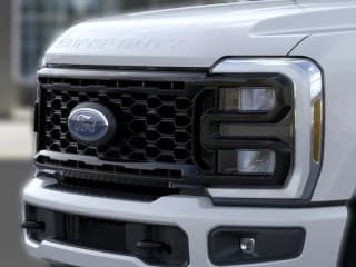 Ford Super Duty F-250 SRW XL 4WD Crew Cab 6.75' Box Ford Super Duty F-250 SRW XL 4WD Crew Cab 6.75' Box