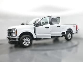 Ford Super Duty F-250 SRW XL 4WD Crew Cab 6.75' Box Ford Super Duty F-250 SRW XL 4WD Crew Cab 6.75' Box