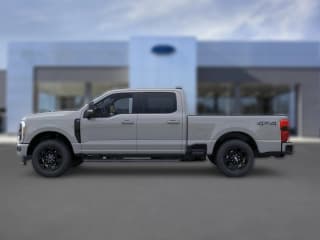 Ford Super Duty F-250 SRW XLT 4WD Crew Cab 6.75' Box Ford Super Duty F-250 SRW XLT 4WD Crew Cab 6.75' Box