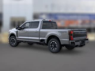 Ford Super Duty F-250 SRW Platinum 4WD Crew Cab 6.75' Box Ford Super Duty F-250 SRW Platinum 4WD Crew Cab 6.75' Box