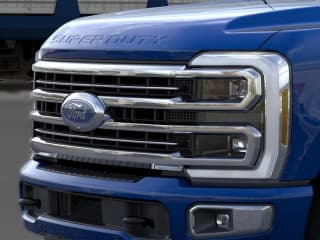 Ford Super Duty F-250 SRW Platinum 4WD Crew Cab 6.75' Box Ford Super Duty F-250 SRW Platinum 4WD Crew Cab 6.75' Box
