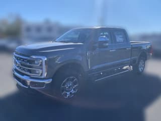 Ford Super Duty F-250 SRW LARIAT 4WD Crew Cab 6.75' Box Ford Super Duty F-250 SRW LARIAT 4WD Crew Cab 6.75' Box
