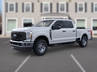 Ford Super Duty F-350 SRW XL 4WD Crew Cab 6.75' Box Ford Super Duty F-350 SRW XL 4WD Crew Cab 6.75' Box
