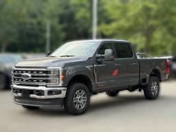 Ford Super Duty F-350 SRW LARIAT 4WD Crew Cab 6.75' Box 2026 — side view