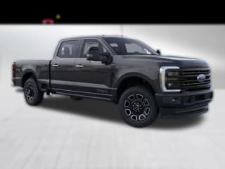 Ford Super Duty F-350 SRW Platinum 4WD Crew Cab 6.75' Box Ford Super Duty F-350 SRW Platinum 4WD Crew Cab 6.75' Box