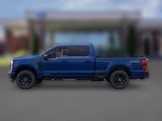 Ford Super Duty F-350 SRW LARIAT 4WD Crew Cab 6.75' Box Ford Super Duty F-350 SRW LARIAT 4WD Crew Cab 6.75' Box