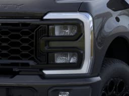 Ford Super Duty F-350 SRW LARIAT 4WD Crew Cab 6.75' Box 2026 — side view