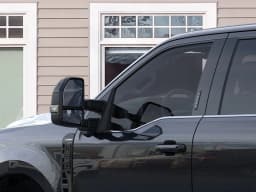 Ford Super Duty F-350 SRW LARIAT 4WD Crew Cab 6.75' Box 2026 — side view