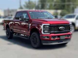 Ford Super Duty F-350 SRW LARIAT 4WD Crew Cab 6.75' Box Ford Super Duty F-350 SRW LARIAT 4WD Crew Cab 6.75' Box