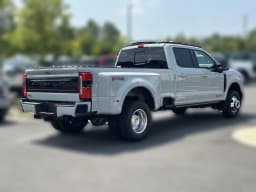 Ford Super Duty F-350 DRW Platinum 4WD Crew Cab 8' Box 2026 — side view