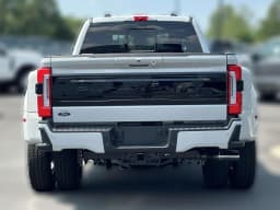 Ford Super Duty F-350 DRW Platinum 4WD Crew Cab 8' Box 2026 — side view