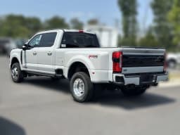 Ford Super Duty F-350 DRW Platinum 4WD Crew Cab 8' Box 2026 — side view