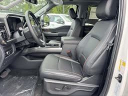 Ford Super Duty F-350 DRW LARIAT 4WD Crew Cab 8' Box 2026 — side view