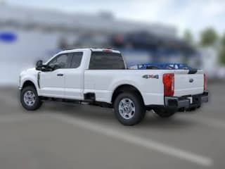 Ford Super Duty F-250 SRW XLT 4WD SuperCab 8' Box Ford Super Duty F-250 SRW XLT 4WD SuperCab 8' Box