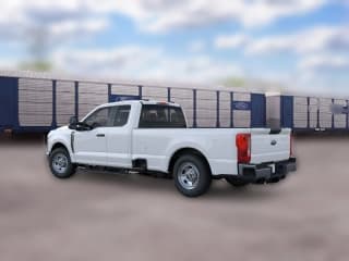Ford Super Duty F-350 SRW XL 2WD SuperCab 8' Box Ford Super Duty F-350 SRW XL 2WD SuperCab 8' Box