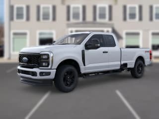 Ford Super Duty F-350 SRW XL 4WD SuperCab 6.75' Box Ford Super Duty F-350 SRW XL 4WD SuperCab 6.75' Box