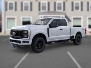 Ford Super Duty F-350 SRW XL 4WD SuperCab 6.75' Box Ford Super Duty F-350 SRW XL 4WD SuperCab 6.75' Box