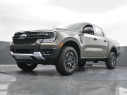 Ford Ranger XLT 4WD SuperCrew 5' Box 2026 — side view