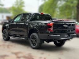 Ford Ranger LARIAT 4WD SuperCrew 5' Box 2026 — side view