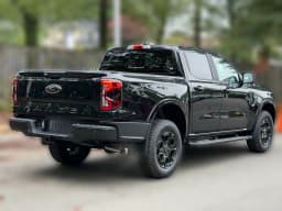 Ford Ranger LARIAT 4WD SuperCrew 5' Box 2026 — side view