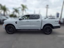 Ford Ranger LARIAT 4WD SuperCrew 5' Box 2026 — side view