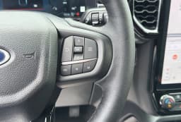 Ford Ranger LARIAT 4WD SuperCrew 5' Box 2026 — side view