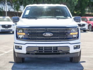 Ford F-150 XLT 4WD SuperCrew 5.5' Box Ford F-150 XLT 4WD SuperCrew 5.5' Box