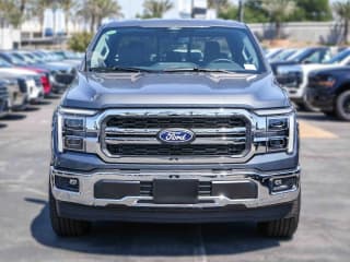 Ford F-150 LARIAT 2WD SuperCrew 5.5' Box Ford F-150 LARIAT 2WD SuperCrew 5.5' Box