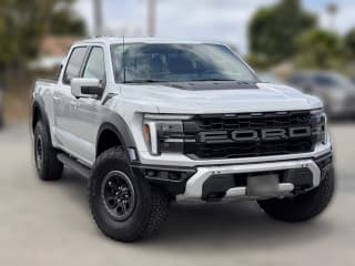 Ford F-150 Raptor 4WD SuperCrew 5.5' Box Ford F-150 Raptor 4WD SuperCrew 5.5' Box