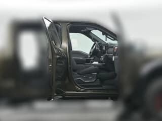Ford F-150 Raptor 4WD SuperCrew 5.5' Box Ford F-150 Raptor 4WD SuperCrew 5.5' Box