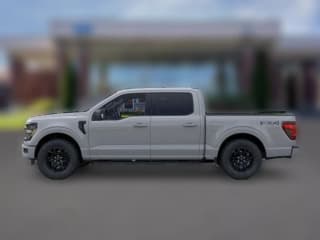 Ford F-150 XLT 4WD SuperCrew 5.5' Box Ford F-150 XLT 4WD SuperCrew 5.5' Box