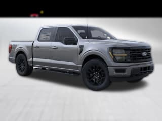 Ford F-150 XLT 4WD SuperCrew 5.5' Box Ford F-150 XLT 4WD SuperCrew 5.5' Box