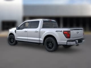 Ford F-150 XLT 4WD SuperCrew 5.5' Box Ford F-150 XLT 4WD SuperCrew 5.5' Box