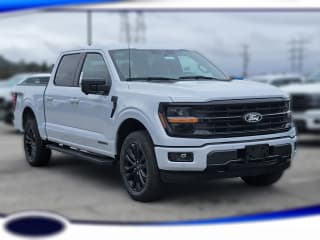 Ford F-150 XLT 4WD SuperCrew 5.5' Box Ford F-150 XLT 4WD SuperCrew 5.5' Box